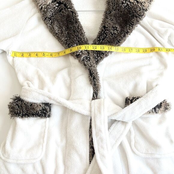 Pottery Barn Faux Fur Ombre Robe Soft Plush Hooded - Picture 8 of 10